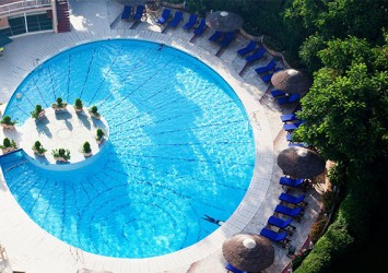 swimming-pool
